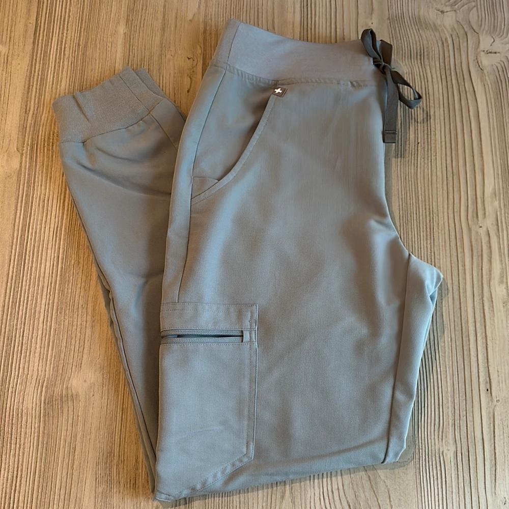 Figs XS dusty blue Zamora joggers